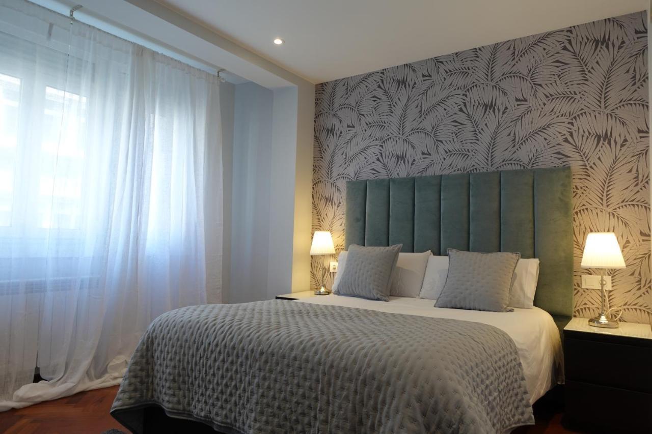 Centrico Y Acogedor Piso Con Garaje Apartment A Coruna Luaran gambar