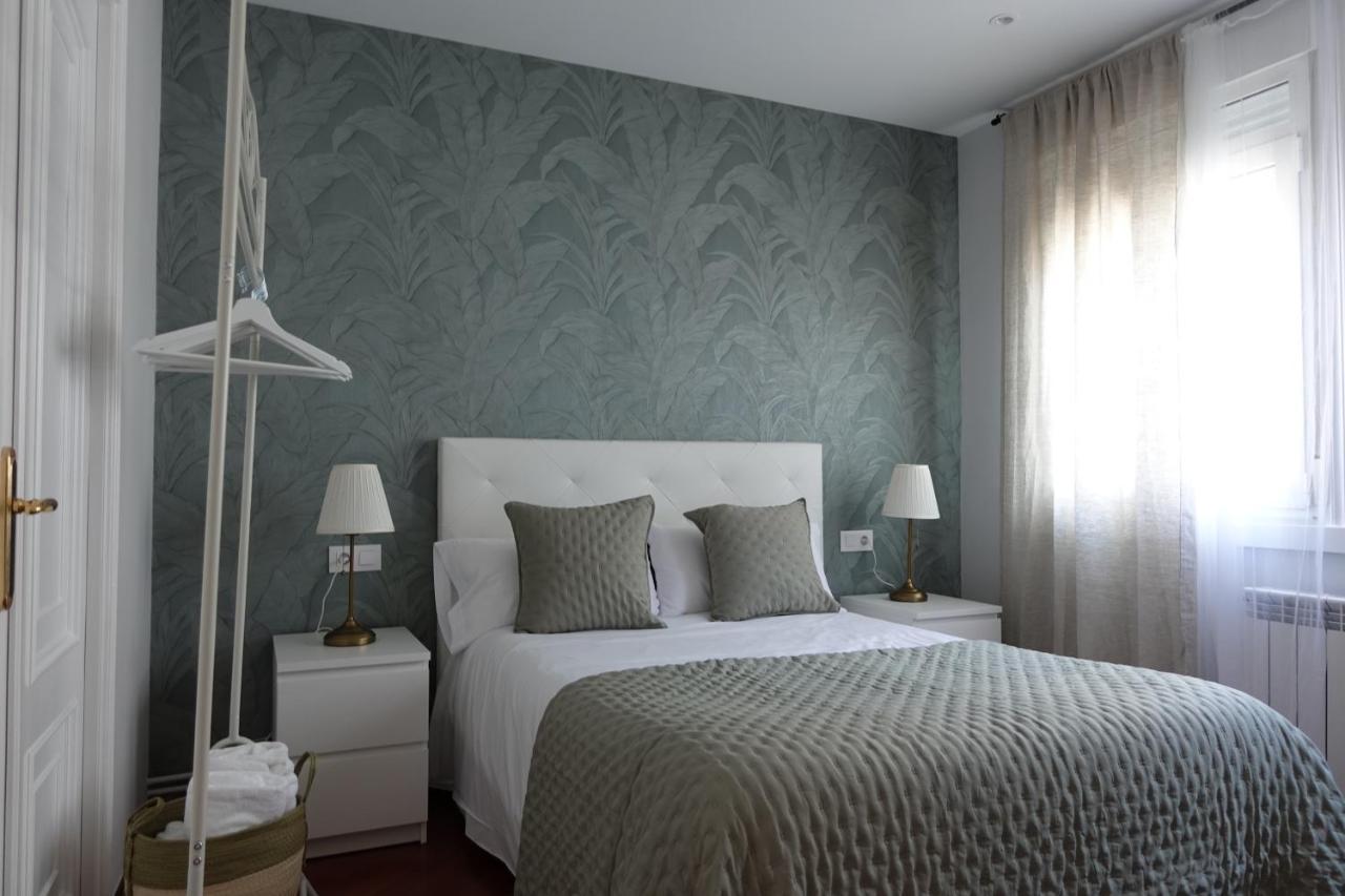 Centrico Y Acogedor Piso Con Garaje Apartment A Coruna Luaran gambar