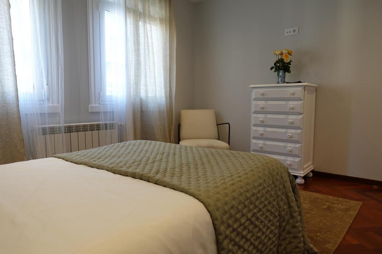 Centrico Y Acogedor Piso Con Garaje Apartment A Coruna Luaran gambar